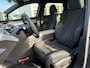 Peugeot e-5008 GT Avantage 73 kWh Alcantara bekleding | 360 camera | Adeptieve cruise control | Standkachel | Stoelverwarming | Elektrische stoelen met memory en massage | Lendensteun | Stuurwiel verwarming | Elektrische achterklep