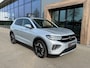 Volkswagen T-Cross 1.5 TSI 150pk DSG R-Line | Camera | Trekhaak | Navi | IQ light | Rijklaar incl. garantie