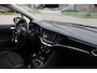 Opel Astra 1.0 Carplay, ACC, Achteruitrijcamera, ECC, LED, NAVI, Parksens. V en A, Leder/Stof, Parkeer assistent, Trekhaak, 16" LMV