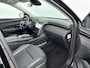 Hyundai Tucson 1.6 T-GDI HEV PREMIUM SKY | TREKHAAK | SCHUIF KANTEL DAK | NAVI | LEDER | CLIMA | CRUISE ADAPT. | 360 CAMERA | 19'' LM VELGEN | ELEKTRISCHE ACHTERKLEP | STOEL - & STUURVERWARMING | LAGE KMSTAND! |