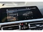 BMW 3-Serie 330e xDrive Pano Trekhaak Memory Leer BMW Driving Assistant 360 camera