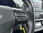 Hyundai Kona 1.0T COMFORT | TREKHAAK | NAVI via APPLE CAR PLAY & ANDROID AUTO | CLIMA | CRUISE | CAMERA | 16'' LM VELGEN | LAGE KMSTAND! |