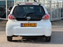 Toyota Aygo 1.0-12V Xcite White LUXE uitvoering airco leer zuinig