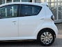 Toyota Aygo 1.0-12V Xcite White LUXE uitvoering airco leer zuinig