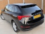 Skoda Scala 1.0 TSI Sport Business 110pk 6-bak | Apple CarPlay | LED | Lane assist | Cruise & climate control | DAB ontvangst | Zwarte hemelbekleding en sportstoelen | Parkeersensoren achter