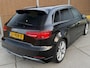 Audi A3 Sportback 30 TFSI S-line Sport Automaat | Dakrails | LED verlichting | Climate & cruise control | Afgevlakt stuurwiel | 18 inch velgen | Navigatiesysteem MMI | Parkeersensoren achter