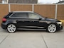 Audi A3 Sportback 30 TFSI S-line Sport Automaat | Dakrails | LED verlichting | Climate & cruise control | Afgevlakt stuurwiel | 18 inch velgen | Navigatiesysteem MMI | Parkeersensoren achter