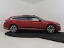 Volkswagen Arteon Shooting Brake R-Line Business+ eHybrid 218pk | Trekhaak | Head up display | Panorama dak | 360 camera  | Lederen bekleding | Elektrische stoelen | Dodehoekdetectie | 19"LMV
