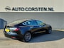 Tesla Model 3 SR+ 325PK AutoPilot Leer Pano-Dak Adaptive Cruise Camera's Elektr.-Stuur+Stoelen+Spiegels+Geheugen+Easy-Entry+Verwarmde stoelen Park assistent Pdc WIFI Ecc Lane-Assist Speed-Assist Ecc Navi Led DAB Voorverwarmen interieur via App Keyless One-Pedal-Drive SOH 82% 1e Eigenaar Origineel Nederlandse Auto 1.584kg licht!