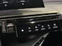 Peugeot 3008 1.2 Hybrid 136 GT | Camera | Navigatie | 19" Lichtmetalen velgen | Climate control