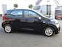 Kia Picanto 1.0 DPi DynamicLine Airco, cruise controle, Apple carplay, android auto, licht metalen velgen, achteruitrijcamera, enz.