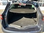Renault Megane Estate 1.3 TCe Limited Airco Trekhaak Parkeerhulp voor en achter Getint glas vanaf B-styl Lichtmetalen velgen