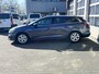 Renault Megane Estate 1.3 TCe Limited Airco Trekhaak Parkeerhulp voor en achter Getint glas vanaf B-styl Lichtmetalen velgen