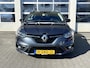 Renault Megane Estate 1.3 TCe Limited Airco Trekhaak Parkeerhulp voor en achter Getint glas vanaf B-styl Lichtmetalen velgen