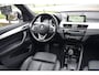 BMW X1 SDrive20i Orange Edition III AUTOMAAT/PANO DAK/CRUISE/NAVI/TREKH/NL-AUTO/HEAD-UP/STOEL VERW/CAMERA/LEDER/KEYLESS/XENON LED