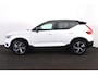 Volvo XC40 T5 Recharge R-Design - IntelliSafe Assist & Surround - Verwarmde voorstoelen & stuur - Draadloze tel. lader - Elektr. bedienb. voorstoelen - Parkeercamera achter - Adaptieve LED koplampen - Parkeersensoren voor & achter - Extra getint glas - 19" LMV