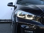BMW 1-Serie 118i Business Edition Plus M-pakket | Pano | LED | 18" Velg | Stoelverwarming | Camera | Apple Carplay | Navi