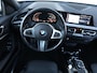 BMW 1-Serie 118i Business Edition Plus M-pakket | Pano | LED | 18" Velg | Stoelverwarming | Camera | Apple Carplay | Navi