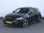 BMW 1-Serie 118i Business Edition Plus M-pakket | Pano | LED | 18" Velg | Stoelverwarming | Camera | Apple Carplay | Navi