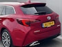 Toyota Corolla Touring Sports Hybrid 140 Dynamic Automaat / Fabrieksgarantie tot 10 jaar mogelijk  / Navigatie  / Adaptieve CC / Achteruitrijcamera / Stuur- en stoelverwarming  / Apple Carplay Android / 17" LM wielen + All Season banden /