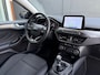 Ford Focus 1.0 EcoB. Hybrid Titanium,Pano,B/O,Digi Displ.,Navi,Clima,Camera,Lane Ass.,