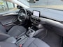 Ford Focus 1.0 EcoB. Hybrid Titanium,Pano,B/O,Digi Displ.,Navi,Clima,Camera,Lane Ass.,
