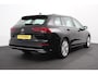 Volkswagen Golf Variant 1.5 eTSI 150pk DSG Style DEMO ! Navigatie Apple Carplay/Android Auto Parkeersensoren Adaptive Cruise Control Blind Spot Assist Stoel-en stuurverwarming Ledverlichting Getinte ramen Climate Control