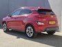 Hyundai Kona Electric EV Fashion 64 kWh Automaat / Accu SOH 100% / Dealer onderhouden / CCS snellader / WLTP bereik 484 km bereik stad 660 km / Warmtepomp / Head Up Display / Adaptief cruise control / Achteruitrijcamera / Stuur- & Stoelverwarming /