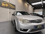 Ford Mondeo Wagon 3.0 V6 ST220 | Inruilkoopje | Camera | Leer | Elektr. stoel.