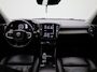 Volvo XC40 1.5 T4 Recharge Inscription | Automaat | Panoramadak | Apple Carplay / Android Auto | Virtual Cockpit | Stoel- Stuurverwarming | Elektrische Achterklep | Achteruitrijcamera | Navigatie | Climate Control | Cruise Control | Lichtmetalen Velgen |