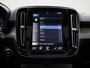 Volvo XC40 1.5 T4 Recharge Inscription | Automaat | Panorama dak | Apple Carplay / Android Auto | Stoel/Stuurverwaming | Virtual Cockpit | Navigatie | Elektrische Achterklep | Climate Control | Cruise Control |Lichtmetalen Velgen | Apple carplay