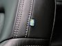 Volvo XC40 1.5 T4 Recharge Inscription | Automaat | Panoramadak | Apple Carplay / Android Auto | Virtual Cockpit | Stoel- Stuurverwarming | Elektrische Achterklep | Achteruitrijcamera | Navigatie | Climate Control | Cruise Control | Lichtmetalen Velgen |