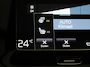 Volvo XC40 1.5 T4 Recharge Inscription | Automaat | Panoramadak | Apple Carplay / Android Auto | Virtual Cockpit | Stoel- Stuurverwarming | Elektrische Achterklep | Achteruitrijcamera | Navigatie | Climate Control | Cruise Control | Lichtmetalen Velgen |
