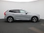 Volvo XC60 2.0 T6 Plug-in hybrid AWD Core Bright | Automaat | Apple Carplay / Android Auto | Navigatie | Panoramadak | Trekhaak | Stoel-Stuur verwarming | Achterbank verwarmd | Elektrische Achterklep | Climate Control | Camera | Lichtmetalen Velgen |