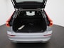 Volvo XC60 2.0 T6 Plug-in hybrid AWD Core Bright | Automaat | Apple Carplay / Android Auto | Navigatie | Panoramadak | Trekhaak | Stoel-Stuur verwarming | Achterbank verwarmd | Elektrische Achterklep | Climate Control | Camera | Lichtmetalen Velgen |
