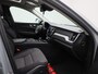 Volvo XC60 2.0 T6 Plug-in hybrid AWD Core Bright | Automaat | Apple Carplay / Android Auto | Navigatie | Panoramadak | Trekhaak | Stoel-Stuur verwarming | Achterbank verwarmd | Elektrische Achterklep | Climate Control | Camera | Lichtmetalen Velgen |