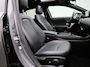 Mercedes-Benz A-klasse 180 Business Line | Automaat | Panoramadak | Apple CarPlay / Android Auto | Leder | DAB | Navigatie | Bluetooth | Camera | Stoel verwarming | Cruise Control | Lichtmetalen Velgen |