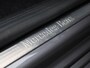 Mercedes-Benz A-klasse 180 Business Line | Automaat | Panorama dak | Leder | DAB | Navigatie | Bluetooth | Camera | Stoel verwarming | Cruise Control | Lichtmetalen Velgen |