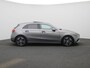 Mercedes-Benz A-klasse 180 Business Line | Automaat | Panorama dak | Leder | DAB | Navigatie | Bluetooth | Camera | Stoel verwarming | Cruise Control | Lichtmetalen Velgen |