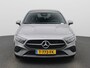 Mercedes-Benz A-klasse 180 Business Line | Automaat | Panorama dak | Leder | DAB | Navigatie | Bluetooth | Camera | Stoel verwarming | Cruise Control | Lichtmetalen Velgen |