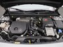 Mercedes-Benz A-klasse 180 Business Line | Automaat | Panorama dak | Leder | DAB | Navigatie | Bluetooth | Camera | Stoel verwarming | Cruise Control | Lichtmetalen Velgen |