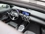 Mercedes-Benz A-klasse 180 Business Line | Automaat | Panorama dak | Leder | DAB | Navigatie | Bluetooth | Camera | Stoel verwarming | Cruise Control | Lichtmetalen Velgen |