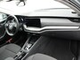 Skoda Octavia Combi 1.0 e-TSI Business Edition | Apple Carplay | Navigatie | Parkeersensoren voor en achter | Wifi | Spraakbediening | Cruise control | Bluetooth |