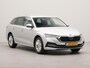 Skoda Octavia Combi 1.0 e-TSI Business Edition | Apple Carplay | Navigatie | Parkeersensoren voor en achter | Wifi | Spraakbediening | Cruise control | Bluetooth |