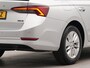 Skoda Octavia Combi 1.0 e-TSI Business Edition | Apple Carplay | Navigatie | Parkeersensoren voor en achter | Wifi | Spraakbediening | Cruise control | Bluetooth |