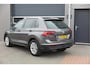 Volkswagen Tiguan 1.4 TSI 125pk Comfortline 6 versn. , Camera , Trekhaak , Navi, Carplay. Stuurwiel multifunctioneel, Adaptive cruise, Buitenspiegels inklapbaar,Parkeerhulp. .