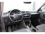 Volkswagen Tiguan 1.4 TSI 125pk Comfortline 6 versn. , Camera , Trekhaak , Navi, Carplay. Stuurwiel multifunctioneel, Adaptive cruise, Buitenspiegels inklapbaar,Parkeerhulp. .
