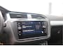 Volkswagen Tiguan 1.4 TSI 125pk Comfortline 6 versn. , Camera , Trekhaak , Navi, Carplay. Stuurwiel multifunctioneel, Adaptive cruise, Buitenspiegels inklapbaar,Parkeerhulp. .
