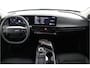 Kia EV6 Light Edition 63 kWh - SOH 99,7% - Navigatie - Adaptive Cruise Control - Stoel/Stuur verwarming - Apple Carplay/Android Auto - Fabrieksgarantie tot 02-2032