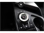 Kia EV6 Light Edition 63 kWh - SOH 99,7% - Navigatie - Adaptive Cruise Control - Stoel/Stuur verwarming - Apple Carplay/Android Auto - Fabrieksgarantie tot 02-2032